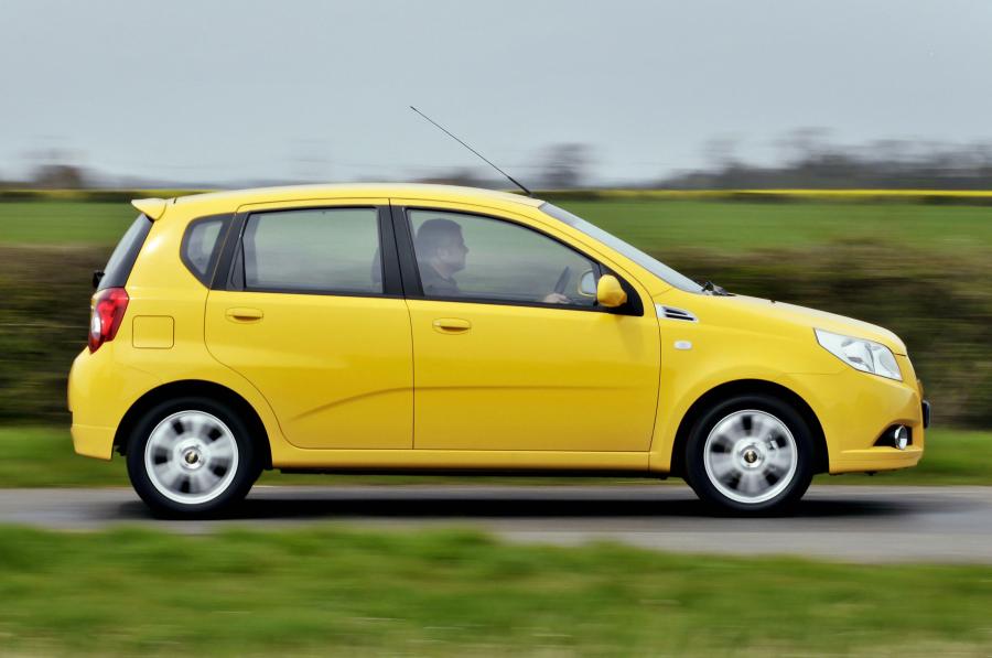  Chevrolet Aveo 5-Door 2008 года  (UK) (фото 15 из 21)